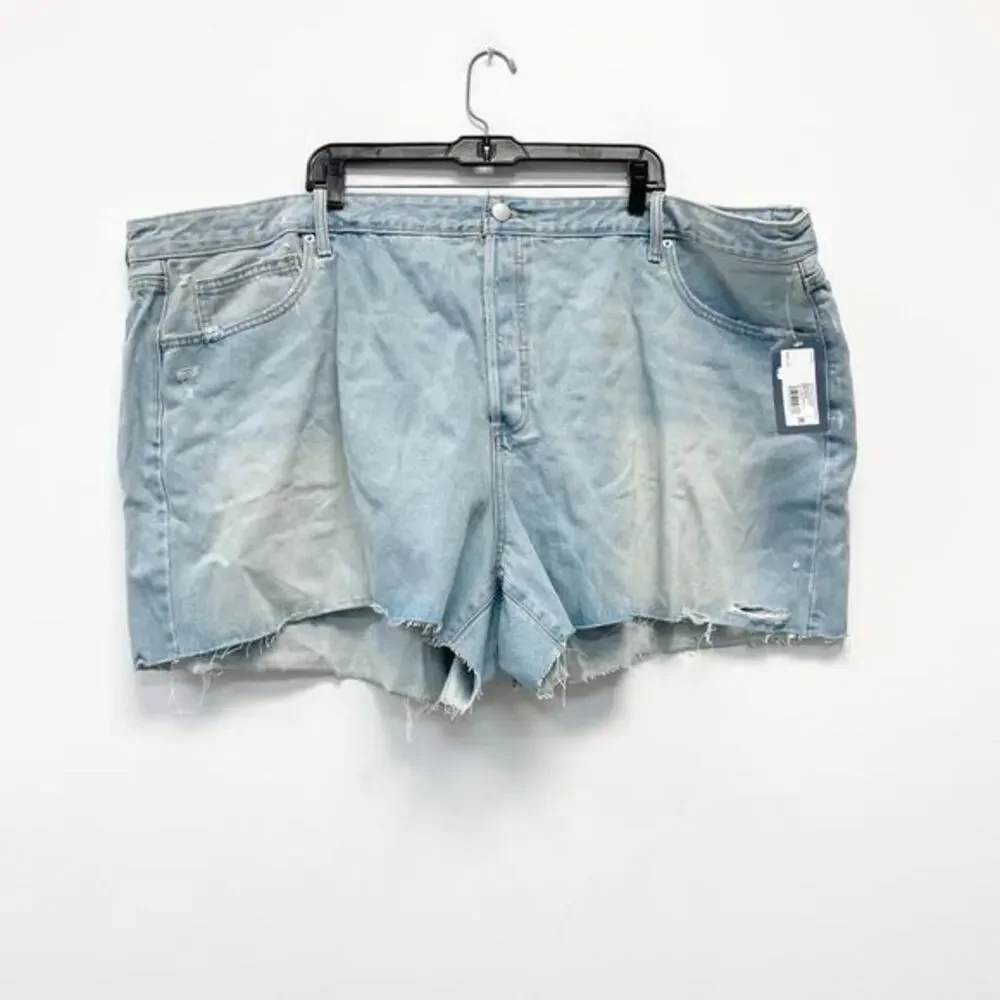 Universal Thread Women's Mid Rise‎ 90's Baggy Denim Shorts Light Wash Size 30